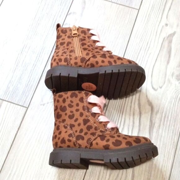 (18-3570) 🔥3/$20🔥 Cat & Jack Boots Sz 6 - Picture 9 of 9